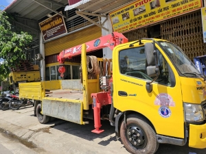 Đã trùng tu xong 2 chiếc xe cẩu, sẵn sàng phục vụ khách